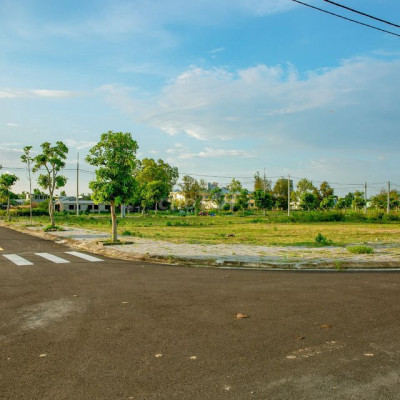 Đất nền dự án đang hạ giá về mức thấp nhất. Ngay chợ sầm uất bán nhanh