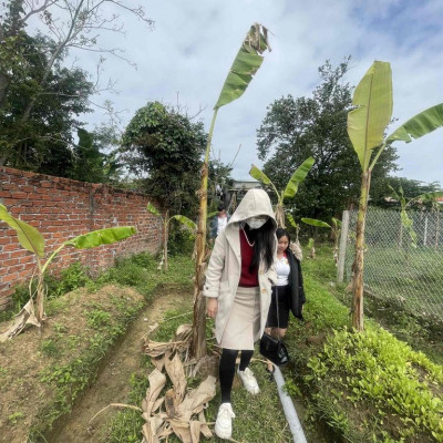 LÔ nhà vườn cách ĐÀ NẴng 3km cần bán gấp 500tr có thương lươngj