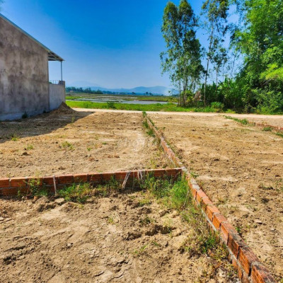 Chính chủ cần bán nhanh lô đất cách chợ Lệ Trạch 4km, giá chỉ 5xx