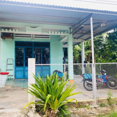 Vừa đất+ kèm nhà cấp 4 tại Giáo Ái- Điện Hồng