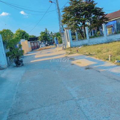 Đất Đại Hiệp Trục chính Đông phú chỉ 6xx gần biệt thự người Đức
