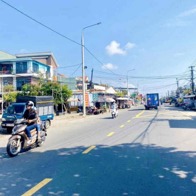 GIÁ CỰC SỐC-Đất đô thị cực sầm uất ngay trung tâm Thị trấn ven Đà Nẵng