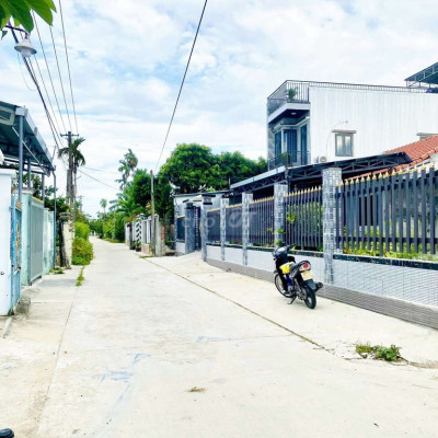 GIA ĐÌNH ĐỊNH CƯ MỸ NÊN BÁN LẠI LÔ ĐẤT GIÁ CHỈ 600TRIỆU