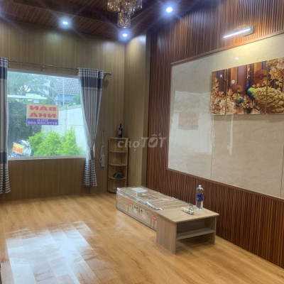 Chính chủ cần bán gấp nhà đẹp, kiên cố gần chợ Lệ Trạch, Hoà TiếN(