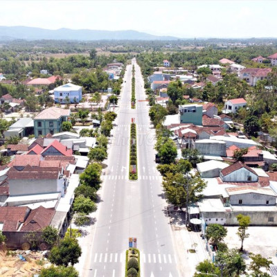 Cần bán đất mặt tiền Phan Châu Trinh, đường 30m Sầm uất nhất Phú Ninh