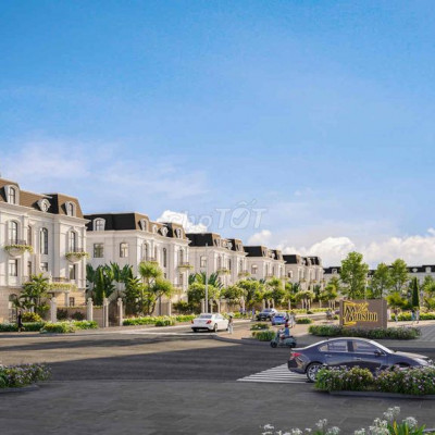 Bán nhanh 2 lô LK sát dãy biệt thự ven sông Hoài,cạnh đường Hùng Vương