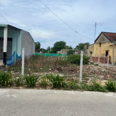 Bán lô trục chính Nguyễn Sinh Sắc Điện Ngọc