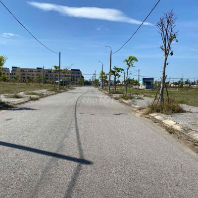 cần bán diện tích 110m khu đô thị ngọc dương riverside