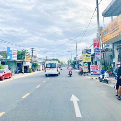 SỤP HẦM - Lô mặt tiền đường lớn sát Thị trấn Ái Nghĩa cực phát triển