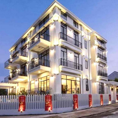 SỤP HẦM ĐẤT BIỂN AN BÀNG 2 MẶT TIỀN NGUYỄN PHAN VINH 2xtr/m2