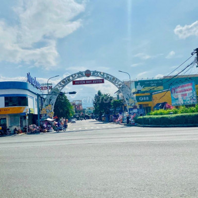 Gần Trung tâm KPC Nam Phước block 12 lô sát trục Hùng Vương