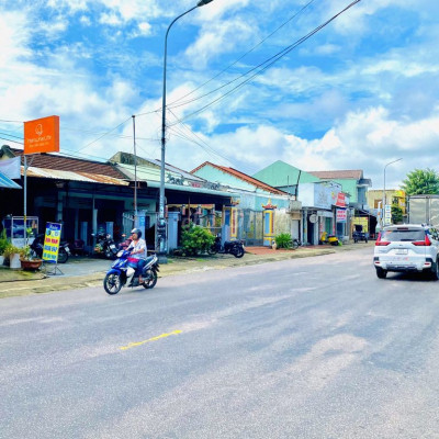 Chỉ 800tr Sở Hữu Đất Ngay Khu Phố Chợ-Đường 9m5-Cách Quốc Lộ 200m