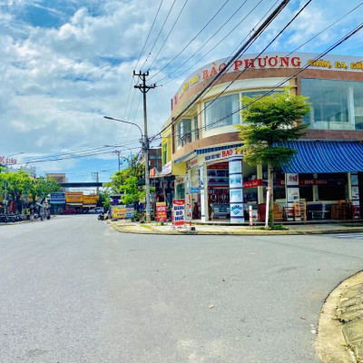 Bán gấp 330m2 - đường 9.5m - View sông thích hợp kinh doanh chỉ 1ty3