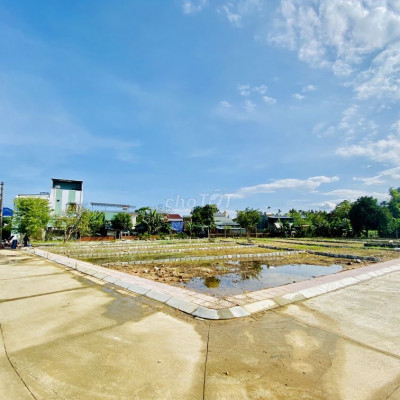 1800m2 làm kho xưởng sản xuất kinh doanh sát QL1A