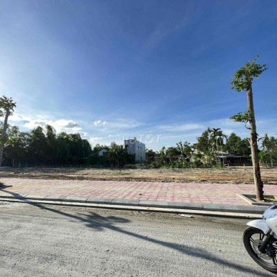 lô đất 300 đường An Dương Vương