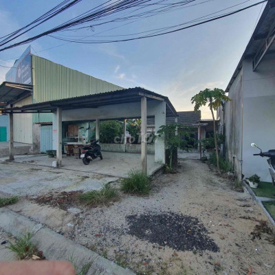 Cần bán căn nhà mặt tiền QL1A đường Nguyễn Hoàng, Thăng Bình, Quảng Na