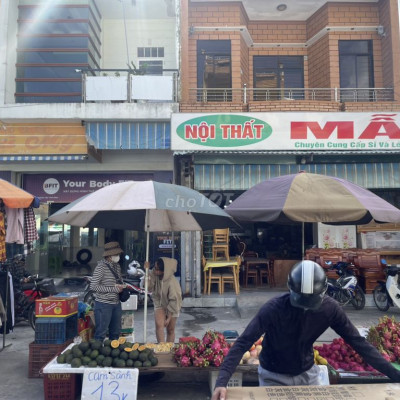 BÁN NHÀ MẶT TIỀN CHỢ CHU LAI.