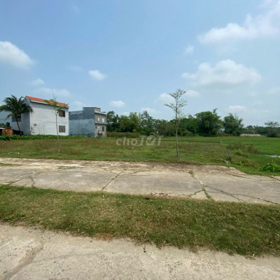 Bán 7 lô liền kề đường 7m điện thắng trung giá từ 1ty đến 1050