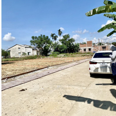 Sát Trục Chính Hùng Vương, 420tr Đường 5m Dân cư đông đúc , Gần Chợ