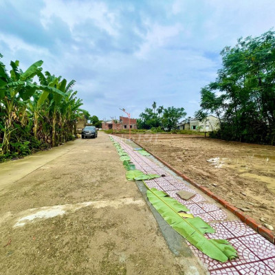 Sát đường Hùng Vương đừng 4m, lề 2m, chỉ cần 150tr đã sang tên