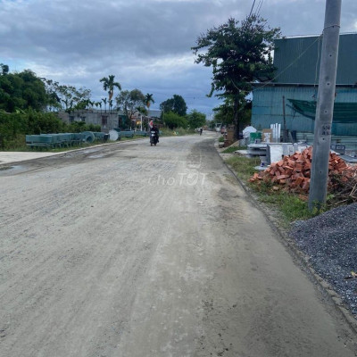 Bán 6 lô đường nhụa 10m trục chính phong lục tây phường điện thắng