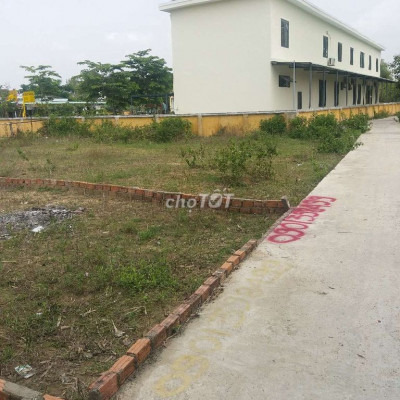 Lô đất của ước mơ diện tích 102m2, nằm ngay trên đường DT605.