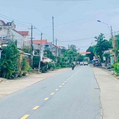 Bán gấp lô đất diện tích 355m2 ngang 23m2 giá 600 triệu,đường oto thôn