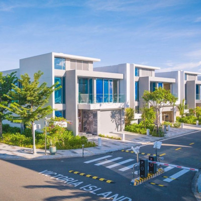 Bán căn Biệt thự 2 mặt tiền, 427m2 trong KĐT ven biển Regal Victoria