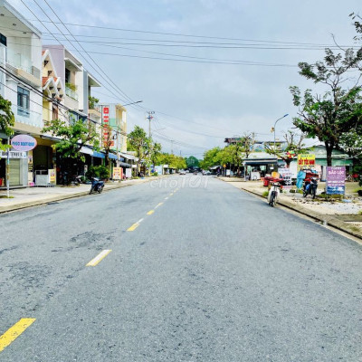 3 lô đất nền ngay Đô Thị sầm uất nằm ven Hội An - Giá từ 900tr/1 lô.