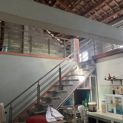 Bán đất tặng nhà gác lửng cứng cáp 326m2