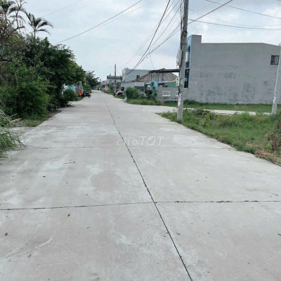 Đất ở sát khu công nghiệp