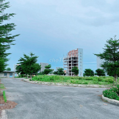 Đất biển KĐT Sentosa đường 5m5, S: 6*18m2 đất vuông vứt