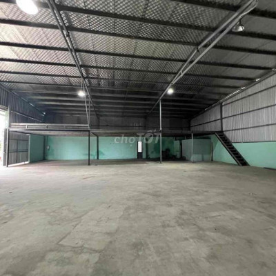 cho thuê mặt bằng kho xưởng hơn 400m2 trần hưng đạo điẹn ngọc