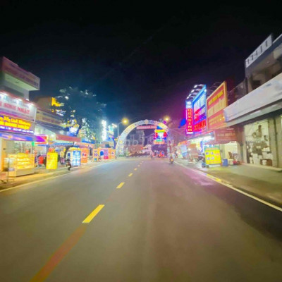 Bán Gấp Đất Giao Lộ-Ngay Sông Sát Khu Phố Chợ-Đường 5m5