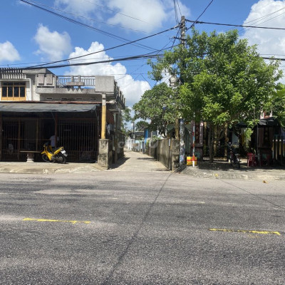 Bán lô đất nằm cạnh chợ cách Quốc Lộ 1A 800m-Giá chỉ 8xx-Hổ trợ vay.