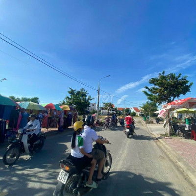 Chính Chủ Đi Úc Bán Nhanh Lô Đất Mặt Tiền Chợ Lai Nghi Giá Sụp hầm