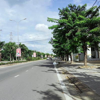 Lô đôi 240m2 ngang 12m gần trung tâm,đường Hùng Vương nối DT609