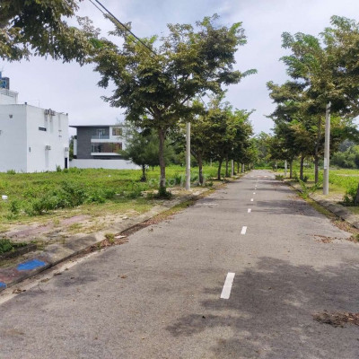 Cần tiền trả nợ ngân hàng bán lô đất gần biển