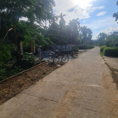 Bán Mảnh đất 244 m2 Mặt Tiền Trục Chính Liên Xã, Giáp Hoà Tiến