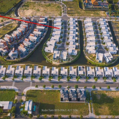 Chỉ 12 tỷ sở hữu ngay biệt thự 330m2  mắt sông cạn sân Golf Đà nẵng