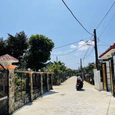 Cắt lỗ bán gấp 150m2 chỉ 600tr - công chứng ngay trong ngày