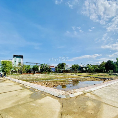 Bán gấp lô 2 mặt tiền đường QH 9.5m thích hợp xây nhà nghỉ khách sạn