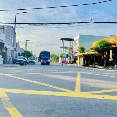 Khối phố Long Xuyên đối Diện Trường Tiểu học số 3 Nam Phước chỉ 650tr