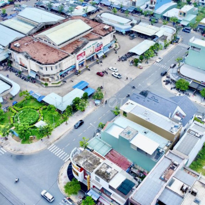 Bán gấp 160m2 - Đường 5.5m - Gần ngay chợ, Cách QL1A chỉ 500m