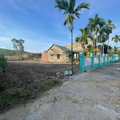 1 LÔ LIỀN KỀ CÁCH QUỐC LỘ 14B 30m GIÁ CHỈ 490 TRIỆU