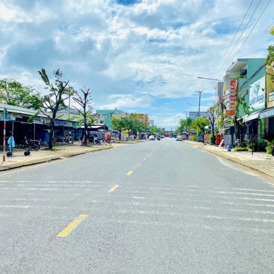 Bán Gấp 2Lo Đất Chợ Sát Quốc lộ-Ngay Thị trấn Nam Phước-Đường 5m5