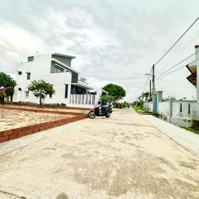 Đất Ven chợ lệ Trạch Hoà Tiến trục thông 6m chỉ 610 Triệu giá sụp hầm