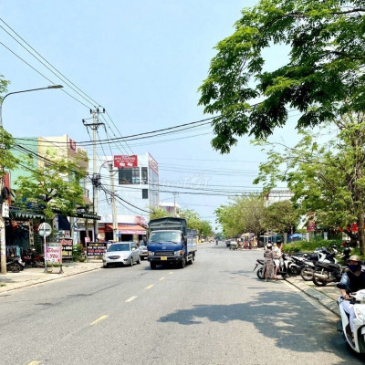 Chỉ Với 6Triệu/1m2 Sở Hữu Lô Mặt Tiền Đường 9m5. Sát Chợ-Trung tâm