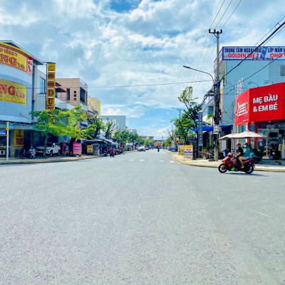 Đất ở đô thị, sát khu phố chợ,150m2, sẵn sổ, giá chỉ 9xxtrieu