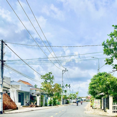 Bán gấp đất ngay TT Thị Trấn Nam Phước - đường 10m5 - chỉ 710tr